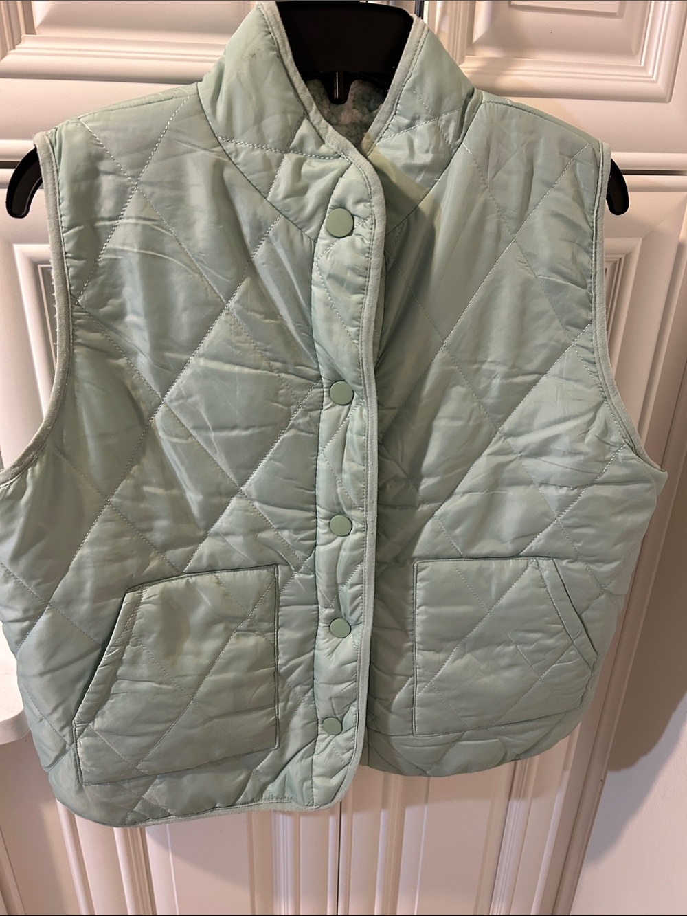 Reel Legends Quilted Sleeveless Vest in Mint Green